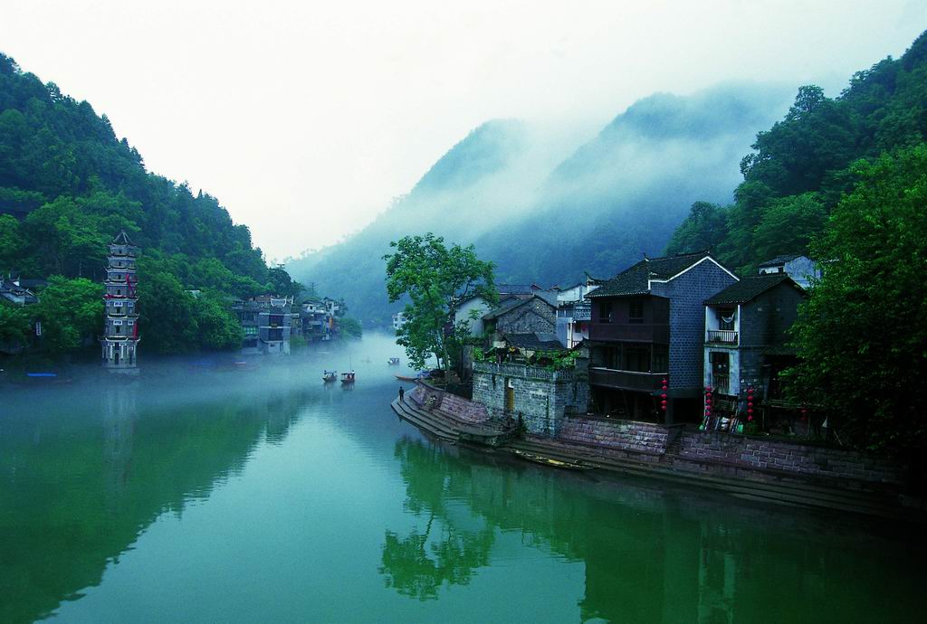 神舟国旅特色服务：湖南全景线路